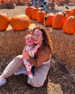 Actress Camryn Grimes HD Photos and Wallpapers November 2025