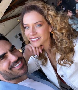 Carolina Miranda Instagram - Un recuerdito de Juan David y Camila en Mexico cuando aun eran felices💔, que lindo haber estado en ese hermoso pais🇲🇽 grabando Perfil Falso2, @caromirandaof la mejor anfitriona👏🏻😄 ya la vieron? 👀