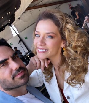 Carolina Miranda Instagram - Un recuerdito de Juan David y Camila en Mexico cuando aun eran felices💔, que lindo haber estado en ese hermoso pais🇲🇽 grabando Perfil Falso2, @caromirandaof la mejor anfitriona👏🏻😄 ya la vieron? 👀