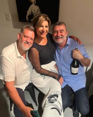 Carolina Papaleo Instagram - ¡Cumpleaños feliz! 

Una noche inolvidable… y todo gracias a ustedes. Gracias por acompañarme en este día tan especial.

¡Los quiero muchísimo!

#cumple #FelizCumpleaños #CelebrandoLaVida #AgradecidaSiempre #UnAñoMásDeVida #CumpleañosEspecial #AmorYGratitud #MomentosFelices #ActrizEnCelebración #ViviendoConAlegría