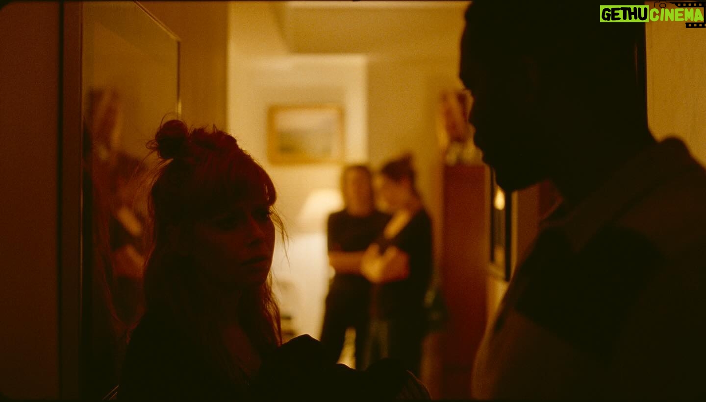 Carrie Coon - 20.4K Likes - ▪️
His Three Daughters
▪️
in theaters and streaming on @netflix
▪️
Written and directed by @azazeljacobs
Cinematography by @samlevydp
Production Design by @kdall_
Costume Design by @diazsadhappy
▪️
BTS photo by @godlis
▪️
Produced by @aorlovsky1 #duncanmontgomery @artsandsciences_ @netflixfilm @malward @maseltov @diazsadhappy