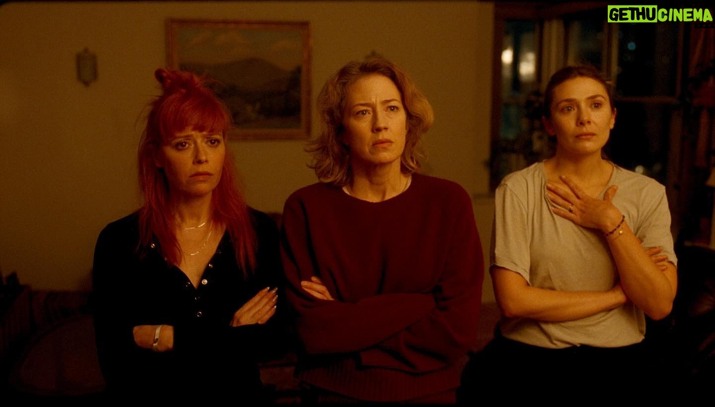 Carrie Coon - 20.4K Likes - ▪️
His Three Daughters
▪️
in theaters and streaming on @netflix
▪️
Written and directed by @azazeljacobs
Cinematography by @samlevydp
Production Design by @kdall_
Costume Design by @diazsadhappy
▪️
BTS photo by @godlis
▪️
Produced by @aorlovsky1 #duncanmontgomery @artsandsciences_ @netflixfilm @malward @maseltov @diazsadhappy