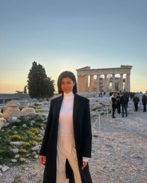 Cata Freer Instagram - Smiling from the 🩷 hits different ✨ last sunset off 2024 was a picnic at the Acropolis 🇬🇷