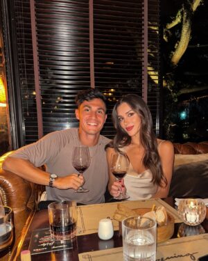 Catalina Vallejos Instagram - Mi San Valentin ❤️ amore mío 🫶