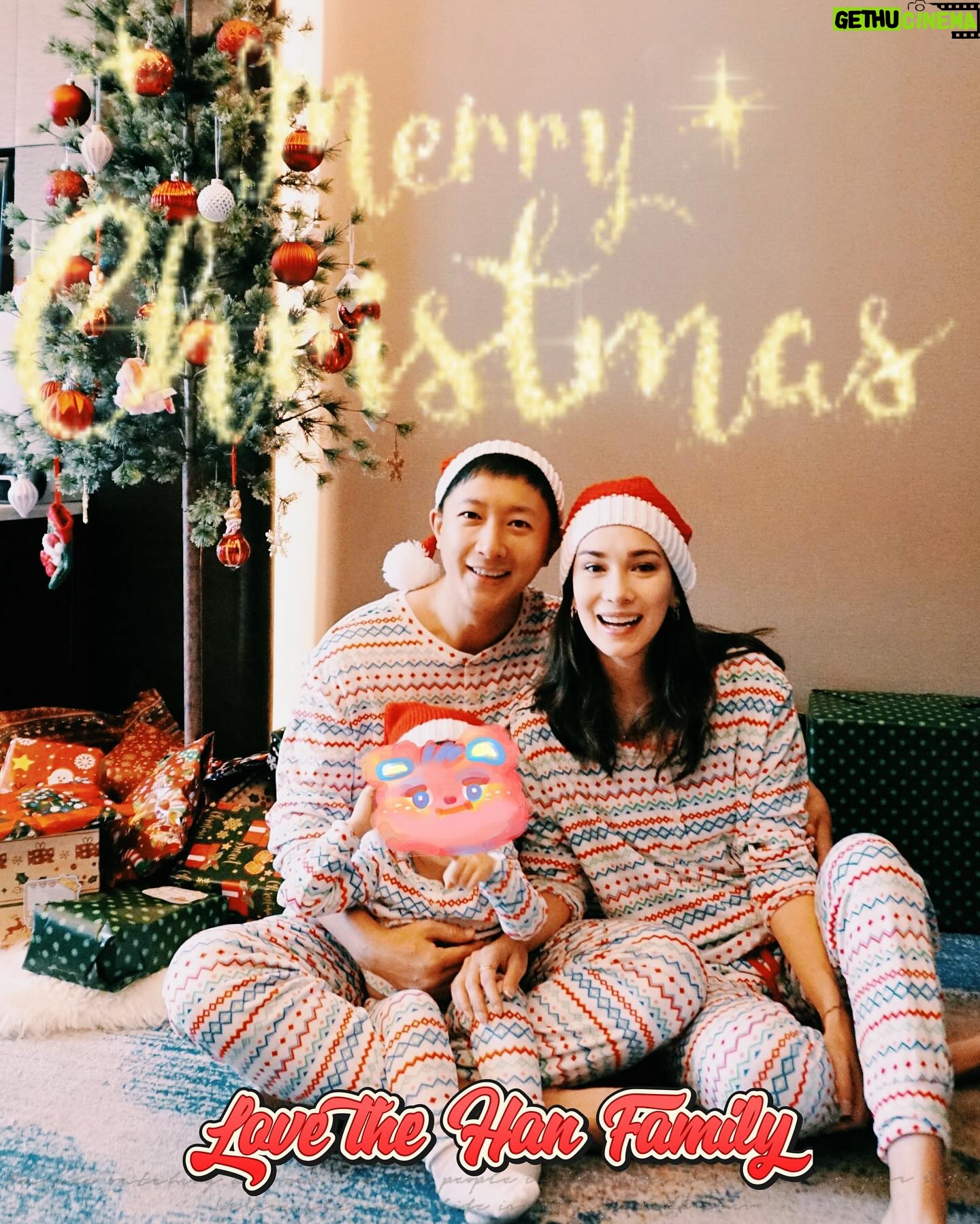 Celina Jade - 6.3K Likes - Merry Christmas from our family to yours! Xxx
