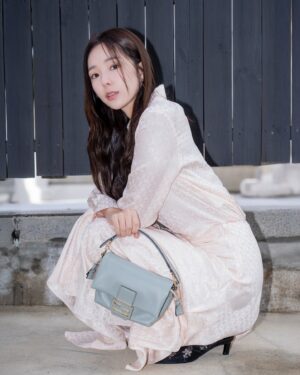 Chae Soo-bin Instagram - #광고 #Fendi #FendiBaguette @fendi