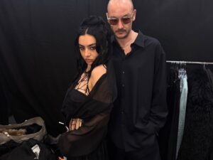 Charli XCX Instagram - we’ve won 3 grammys! this is for all of you who’ve been with me through years and years of this never really being a thing for us.. i hope i made you proud this year <3 i love you all so much.