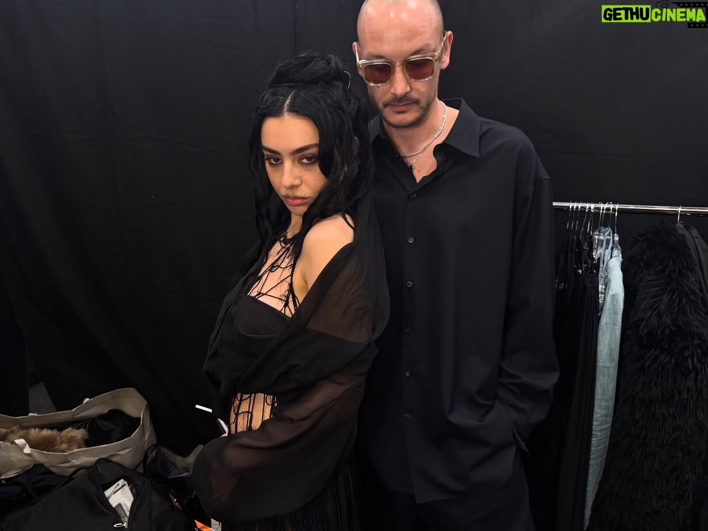 Charli XCX - 1.3 Million Likes - weāve won 3 grammys! this is for all of you whoāve been with me through years and years of this never really being a thing for us.. i hope i made you proud this year <3 i love you all so much.