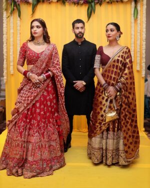 Charu Mehra Instagram - Sabyasachi models lite! 🤣