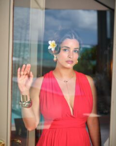 Actress Chetna Pande HD Photos and Wallpapers February 2025