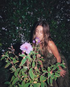 Actress Chloe Bennet HD Photos and Wallpapers March 2025