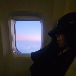 Choi Kang-hee Instagram - 굿나잇...살아있는 모든것...
: )