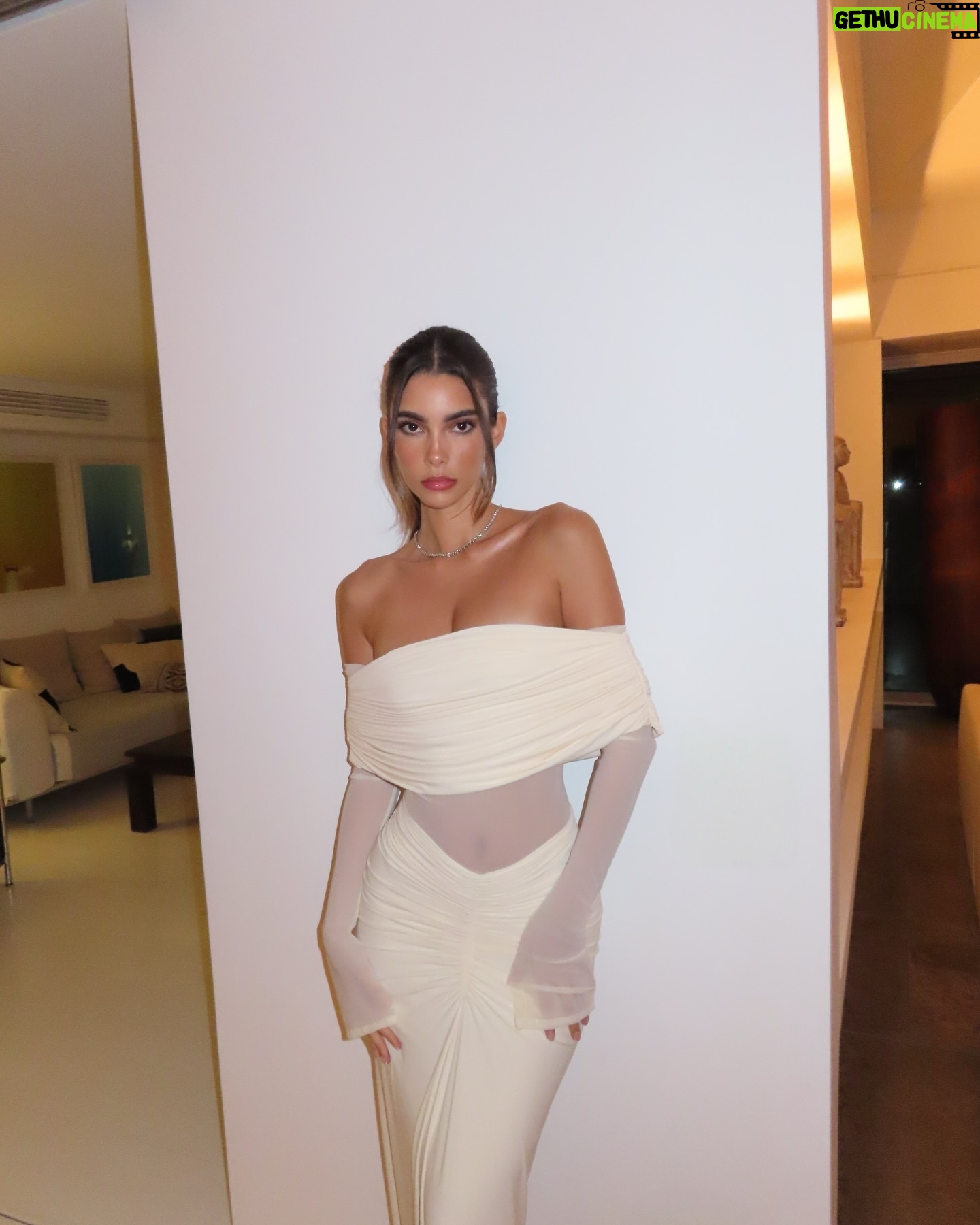 Cindy Mello - 40.3K Likes - Last night 🤍