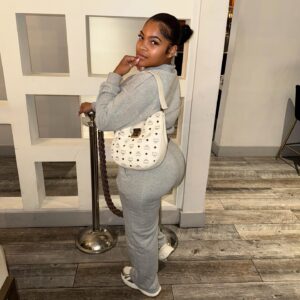 Courtney Godsey Instagram - Laid back in real life I ain’t wit all the extras..