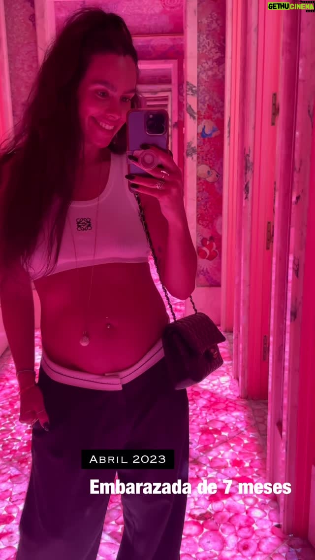 Cristina Pedroche - 100.4K Likes - Diferentes años y diferentes cuerpos pero la misma ilusión o más ❤️❤️❤️❤️. Baby 2 is coming😍❤️.