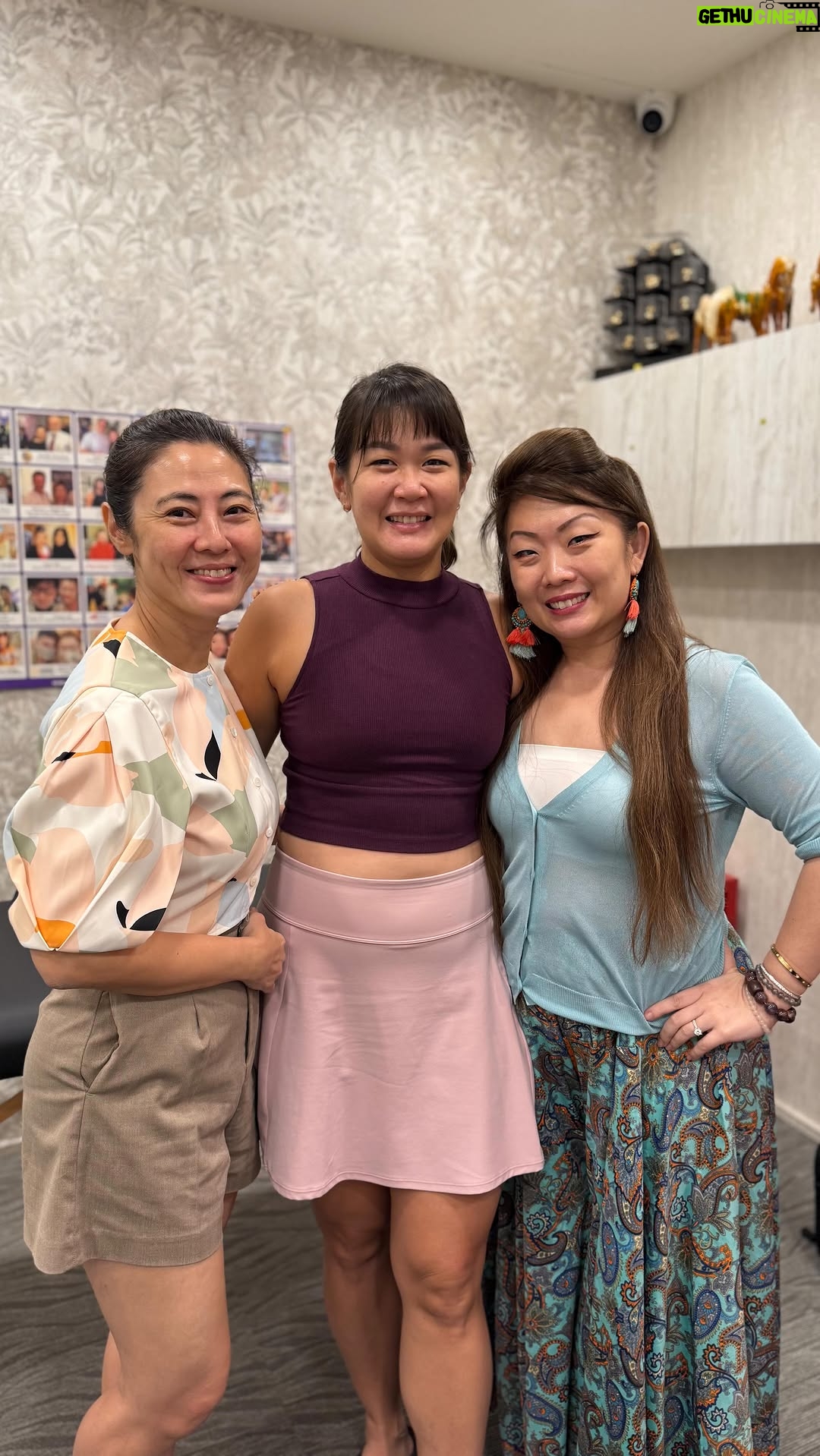 Cynthia Koh - 2.1K Likes - The power of sound healing can be seen and felt through this Aura & Sound Alignment Experience by @seah.selina and @cynthiakoh27. Watch to the end to see how my aura improved after Cynthia worked her magic on me!
I’ve been doing aura readings with aura master Selina for three years now (she’s accurate!) and I also love sound healing, but what’s different about this session is, you get to take your aura readings before and after sound healing, to see how it improves your energy.
This is a special collab between these two ladies to align your energy. We city dwellers are always so stressed and this session will help you understand where you might be lacking. I felt more relaxed after!
The full experience takes 2 hours, but they also have a basic one-hour one. They have slots on 11 and 17 November - so book yours quickly! Text 98892486 to reserve your slot.
#aurareadings #soundhealing
