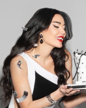 Cyrine Abdel Nour Instagram - 🎈🎈🎈
It’s my birthday 🥳 
21/2 🐳
#cyrineabdelnour 
#سيرين_عبدالنور