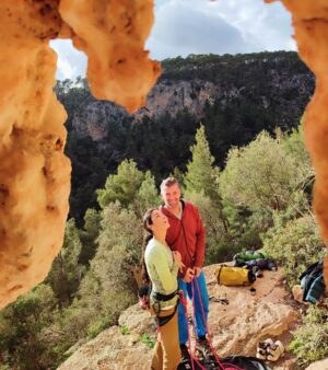 Daila Ojeda Instagram - Un viaje solo con billete de ida… Mallorca eres aun mas especial de lo que imaginaba, gracias por tu acogedora bienvenida ✨ 

A trip with only one way ticket… Mallorca, you are even more special than I imagined, thank you for your warm welcome ✨

@blackdiamond @scarpa_world @scarpaspain @rockandwatermallorca
