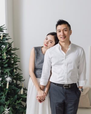 Dara Hanfman Instagram - 能夠相聚在一起就是最棒最幸福的日子

我們一家祝大家聖誕快樂Merry Christmas ❤️💚
