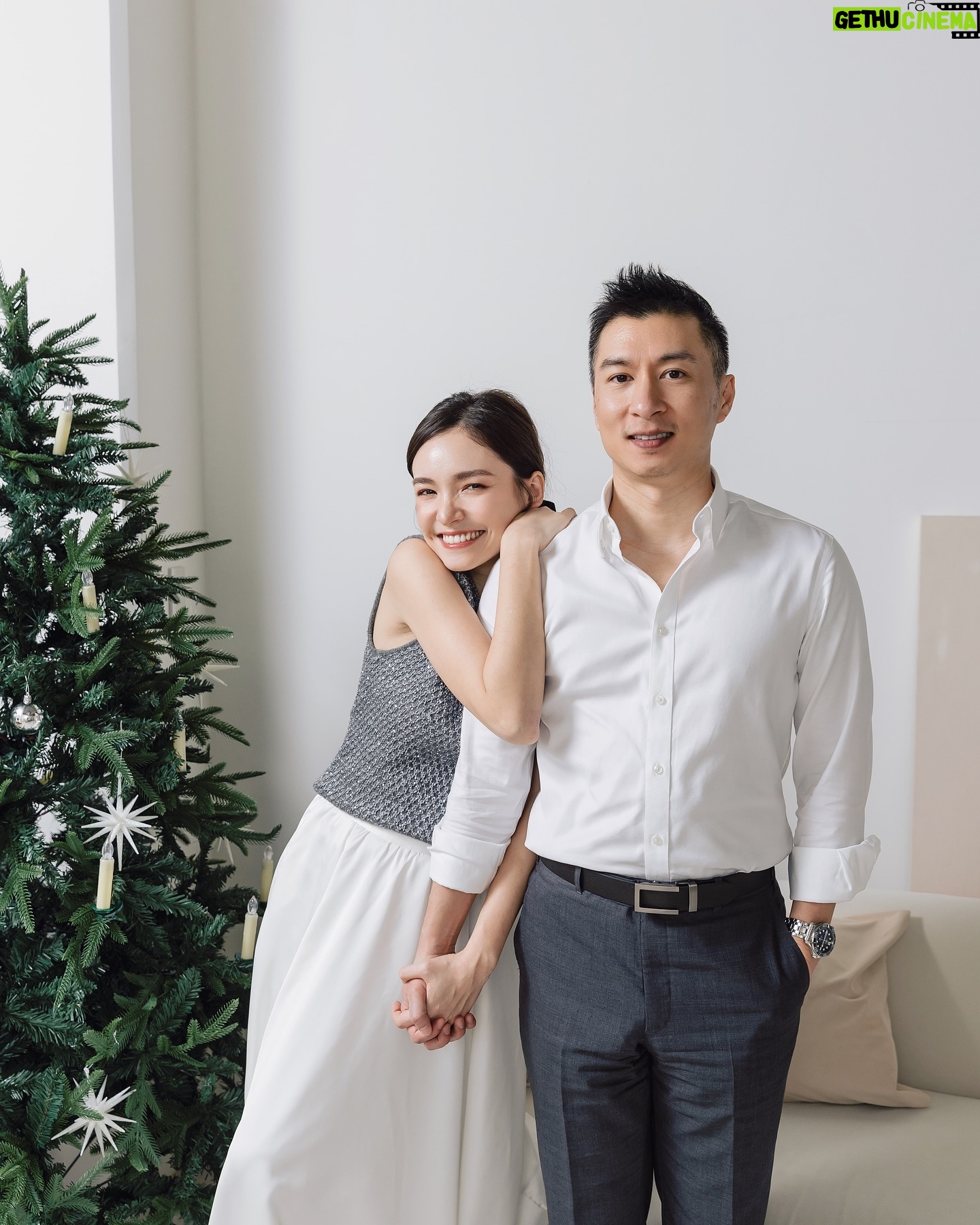 Dara Hanfman - 3.1K Likes - 能夠相聚在一起就是最棒最幸福的日子
我們一家祝大家聖誕快樂Merry Christmas ❤️💚