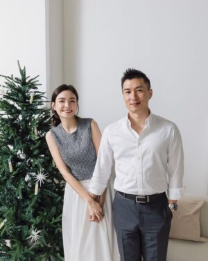 Dara Hanfman Instagram - 能夠相聚在一起就是最棒最幸福的日子

我們一家祝大家聖誕快樂Merry Christmas ❤️💚