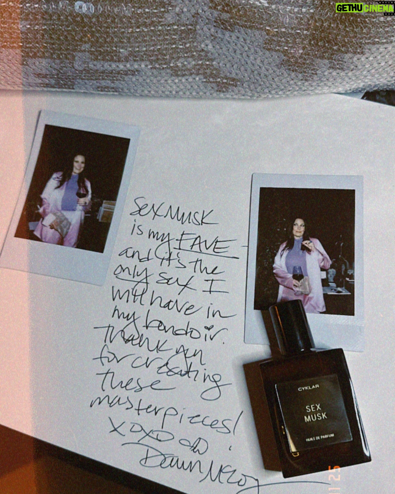 Dawn McCoy - 3 Likes - Thank you, @cyklarofficial & @claudiasulewski for an amazing night celebrating your intoxicating (and addictive) new perfume oils.
My faves?
1) Sex Musk
2) Bergamot Bond
3)Vanilla Verve
4) Flora Veil
🖤🦢
Pink suit: @showmeyourmumu
Purple blouse & sequined clutch: @anntaylor
📷: @jenjphoto