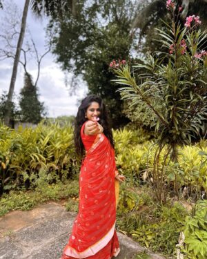 Deepthi Manne Instagram - A fabulous day filled with love, love, and blessings.
Happy Sankranthi! 
#hometown❤️ #family
