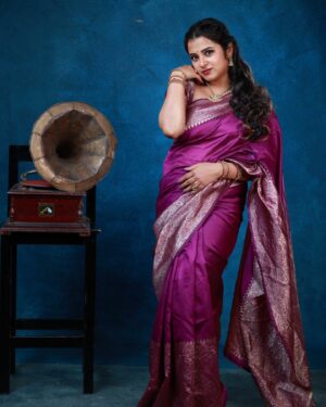 Deepthi Rajendra Instagram - Violet vibes 💜 

M&H @radhika_makeover_66 
Jewels @fineshinejewels
Saree @piriyarajan 
📸 @epkarthickphotography
