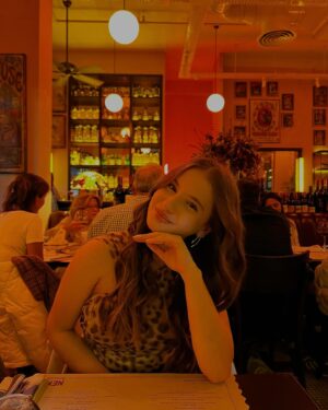 Defne Erşen Instagram - 🥂🥂