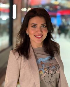Actress Deniz Bol???k HD Photos and Wallpapers May 2025