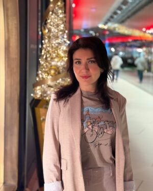 Deniz Bolışık Instagram - Benzerlikler Oranını Siz Hesaplarsınız Artık 🙈