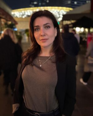 Deniz Bolışık Instagram - 🌃