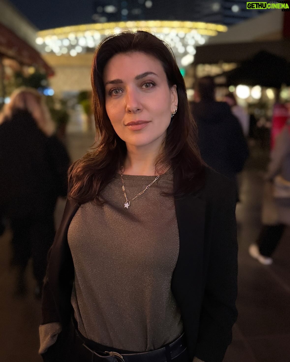 Deniz Bolışık - 2.4K Likes - 🌃