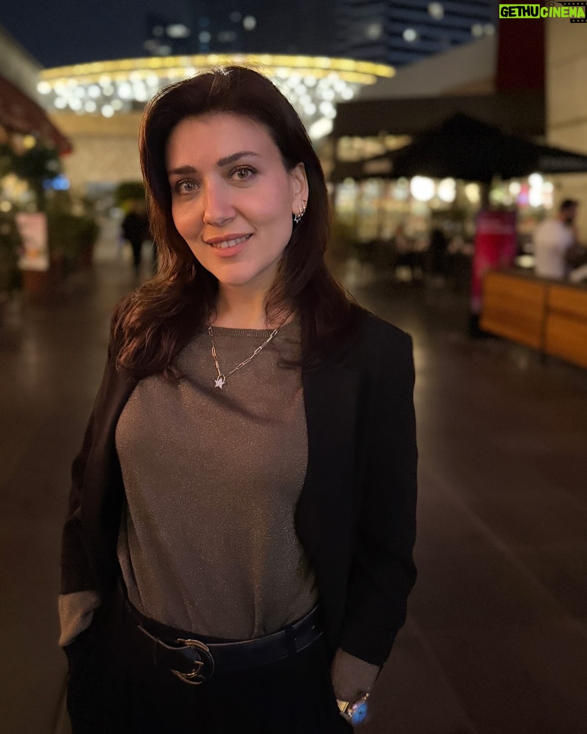 Deniz Bolışık - 2.4K Likes - 🌃
