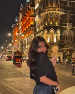 Actress Devika Sanjay HD Photos and Wallpapers February 2025