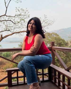 Dhamnashree Kadgaonkar Instagram - Good morning everybody ...

#dhanashrikadgaonkar #photoshoot #mulshi #nomakeup
