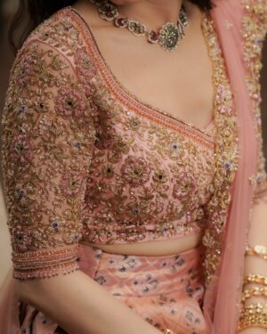 Dhivyadharshini Instagram - 10 photos iruku porumaiya pathu solunga yepdi iruku nu,because a girl needs to dress up once in a while 😘 

Deets: 
Outfit @nirali_design_house 🥰
Jewelery @bronzerbridaljewellery 😘
Make up @makeupibrahim 🥹
Hairstyle @hairstylists_vijayaraghavan 💯
Photography @camerasenthil 🙏
 Big thank you to this incredible team who have been my big support ❤️❤️❤️ 

#ddneelakandan #lehenga #pavadaithavani #ddstlyles