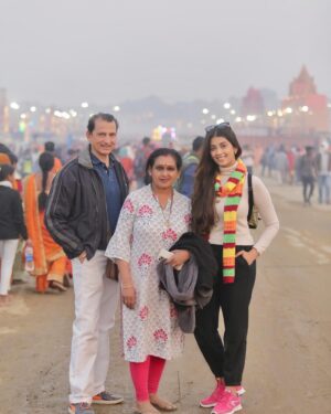 Digangana Suryavanshi Instagram - Once in a lifetime experience! Har Har Gange! Har Har Mahadev! 🙏🏻. 

#diganganasuryavanshi #digangana #mahakumbh2025 #mahakumbh