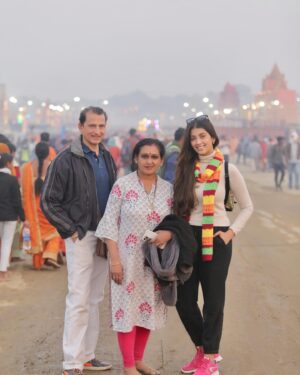 Digangana Suryavanshi Instagram - Har Har Gange! Har Har Mahadev! #mahakumbh #mahakumbh2025 🙏🏻

#diganganasuryavanshi #digangana