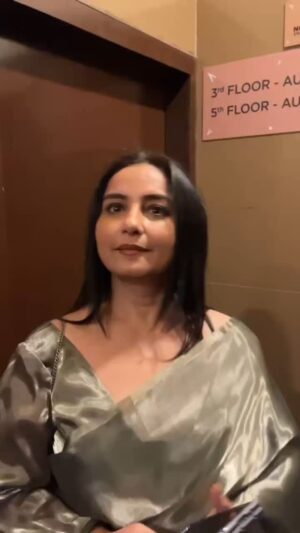 Divya Dutta Instagram - And the beautiful journey of #chhaava for me..from when you hear the role to when you hear the applause..#chhaava @maddockfilms @laxman.utekar