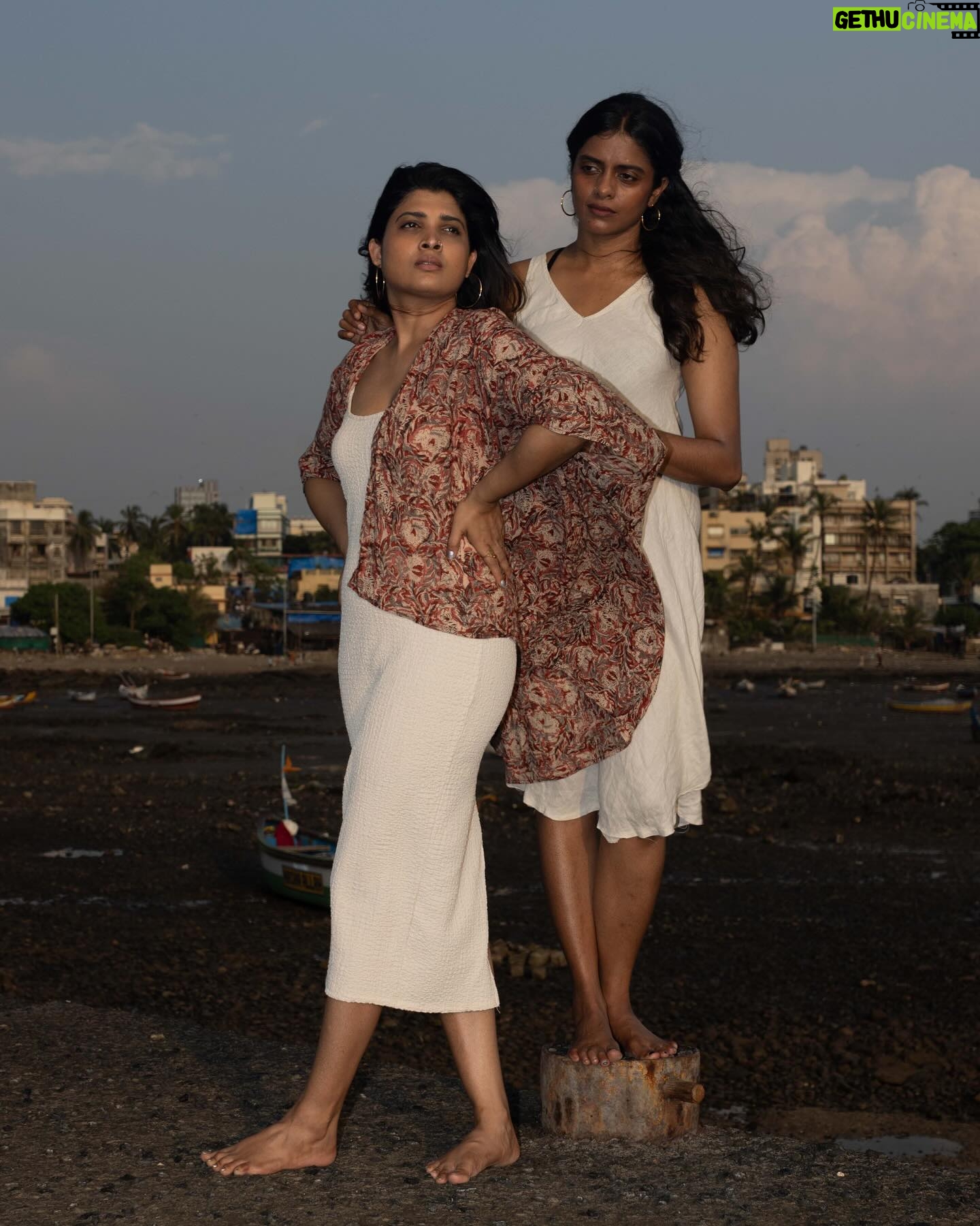 Divya Prabha - 160.3K Likes - We Had the absolute best time shooting for @i_d magazine in the city of illusions, Mumbai, with the incredible @indrajoshi behind the lens.
Grateful for this beautiful collaboration with one of the UK’s most iconic magazine and for being interviewed by @jennamahale
#nofilter
https://i-d.co/article/all-we-imagine-as-light-kani-kusruti-divya-prabha-oscars-interview/