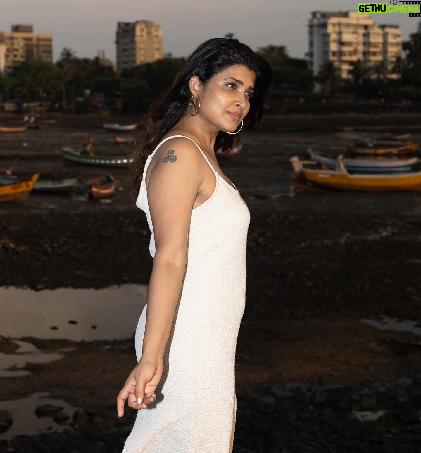 Divya Prabha - 55.6K Likes - Had the absolute best time shooting for @i_d magazine in the city of illusions, Mumbai, with the incredible @indrajoshi behind the lens.
Grateful for this beautiful collaboration with one of the UK’s most iconic magazine and for being interviewed by @jennamahale
#nofilter
https://i-d.co/article/all-we-imagine-as-light-kani-kusruti-divya-prabha-oscars-interview/