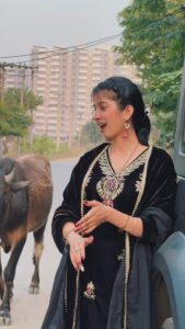 Actress Divya Sharma HD Photos and Wallpapers March 2025