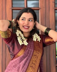 Actress Diya Krishna HD Photos and Wallpapers February 2025