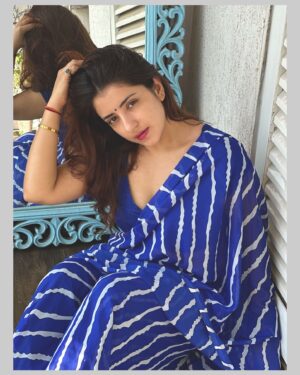 Dolly Chawla Instagram - 💙

#thought #sareeday #indianwear #mood #sareelove