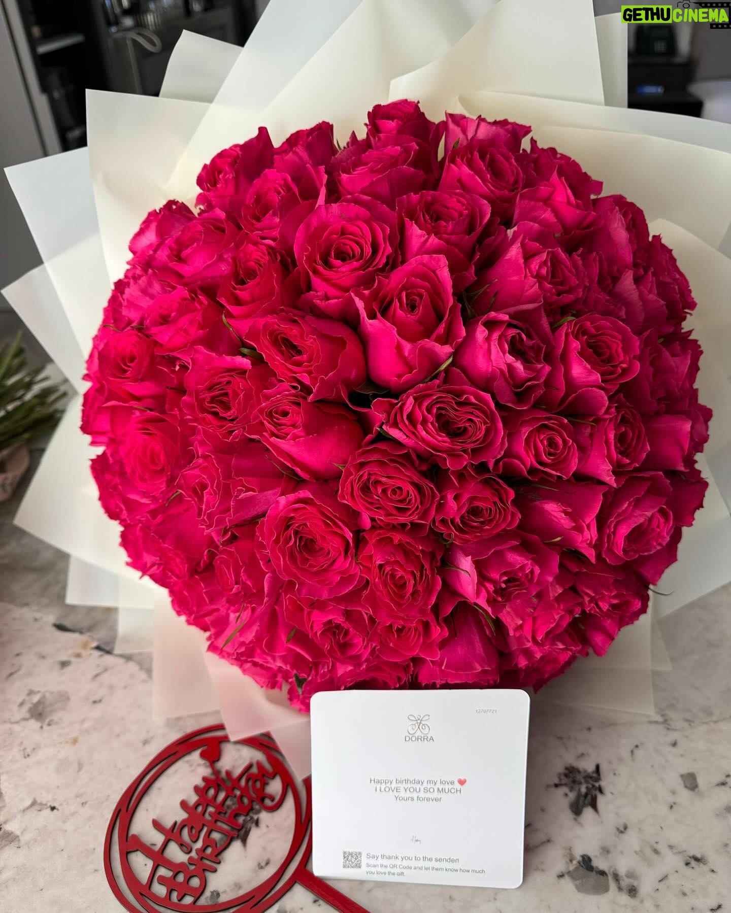 Dorra - 195.6K Likes - 13/01/2025
Thank you all for your birthday wishes full of love, it means a lot to me 🎂💕🙏
شكرا من كل قلبي على معايداتكم وتمنياتكم لي المليئة بالحب 🤍
Merci infiniment pour vos vœux sincères qui m’ont fait chaud au cœur 🤍
Thank you habibi @hanysaad.hs for making it more beautiful
Dress @maisondorrazarrouk 🎀