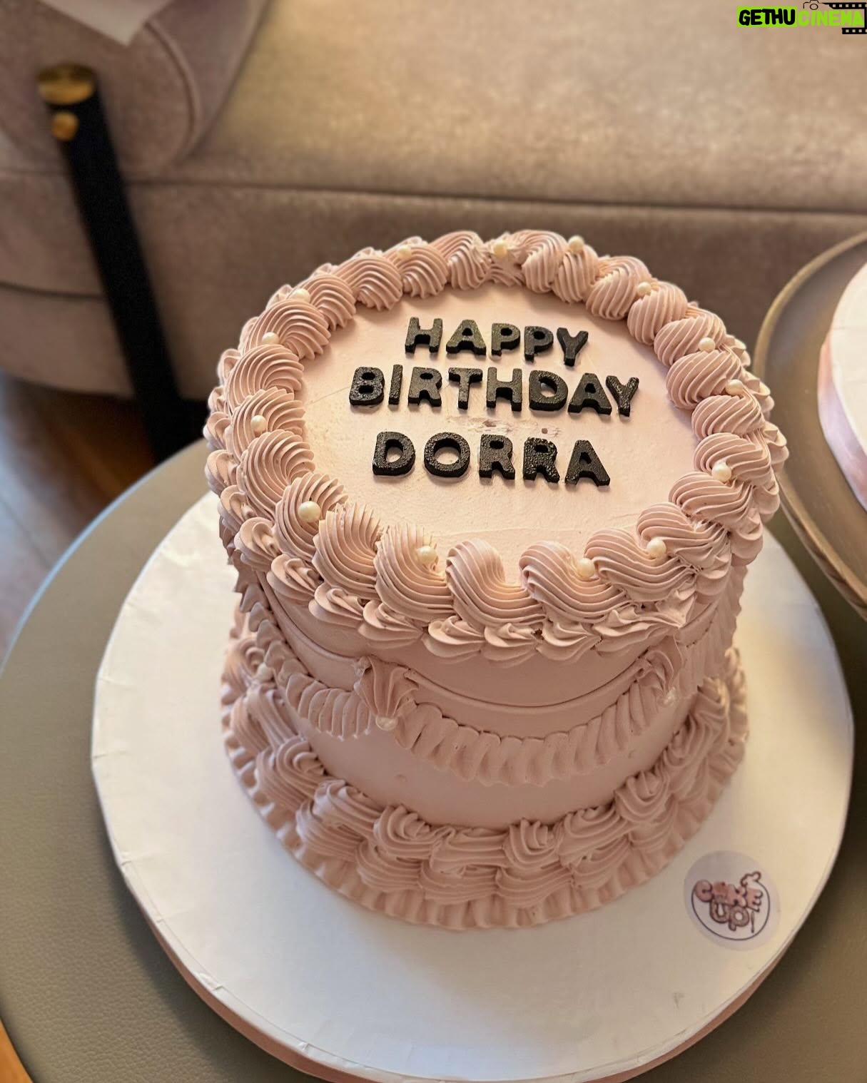 Dorra - 195.6K Likes - 13/01/2025
Thank you all for your birthday wishes full of love, it means a lot to me 🎂💕🙏
شكرا من كل قلبي على معايداتكم وتمنياتكم لي المليئة بالحب 🤍
Merci infiniment pour vos vœux sincères qui m’ont fait chaud au cœur 🤍
Thank you habibi @hanysaad.hs for making it more beautiful
Dress @maisondorrazarrouk 🎀