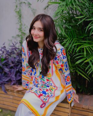 Dur-e-Fishan Saleem Instagram - x @silayipret

Silayi Pret’s annual New Year sale is live with flat 50% off on the fusion collection. Visit www.silayipret.com to place your order.

#silayipret