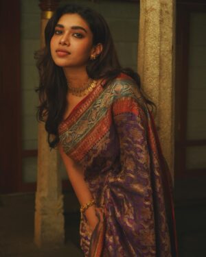 Dushara Vijayan Instagram - 💜♥️

Shot by : @digiframez_fashion @kris_clicker 
Drape : @sowmiyaa_artistry