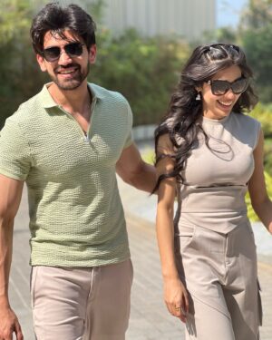 Eisha Singh Instagram - Something exciting is about to drop—guess you’ll have to wait and see what’s brewing 👀 

#eishasingh #avinashmishra #biggboss